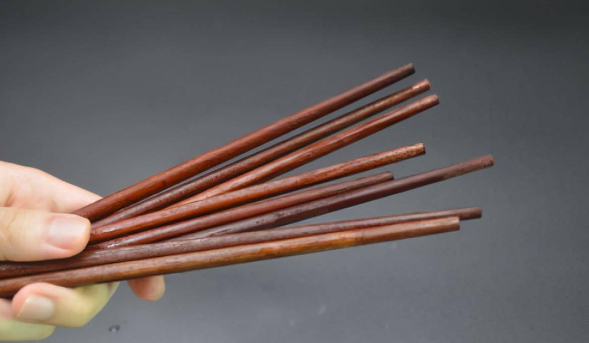 筷子的多种玩法图片（一次性筷子桥制作过程）