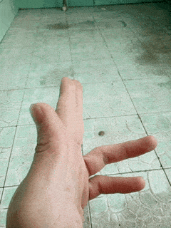 今早和媳妇吵架了,媳妇说昨晚我说梦话了,说我瞒着她藏了私房钱,我