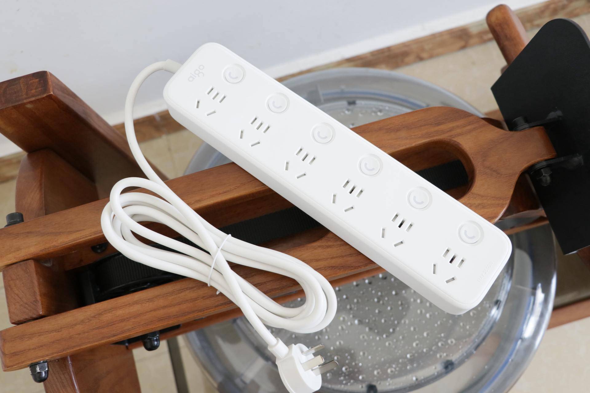 aigo新国标插板线板体验安全性贼高价格贼便宜