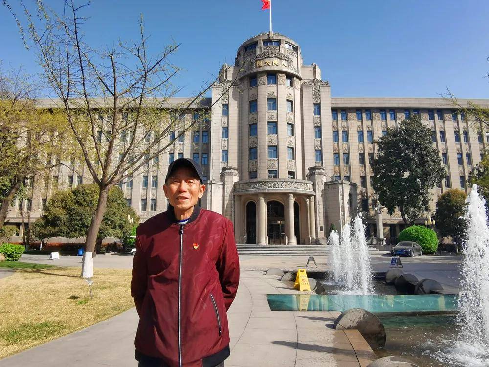 西安故事人民大厦的黄书琪
