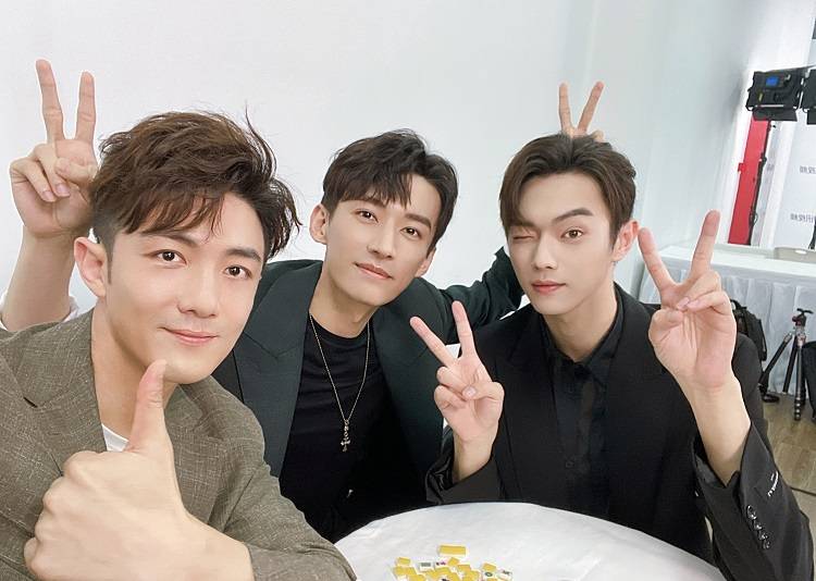 原创《爱的二八定律》剧照,哪都有李泽锋的身影,与许凯二搭令人期待