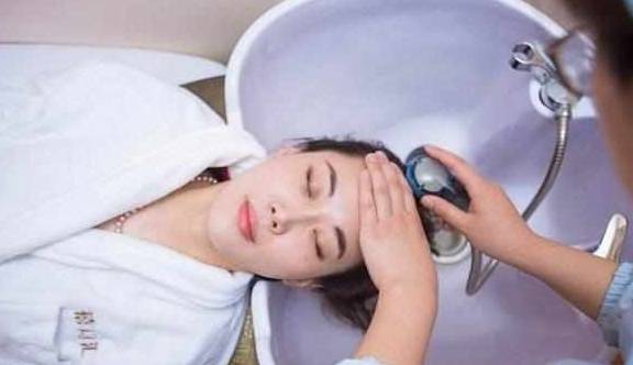 夏天|产妇遇到夏天坐月子，不管有多难熬，这两点要守住