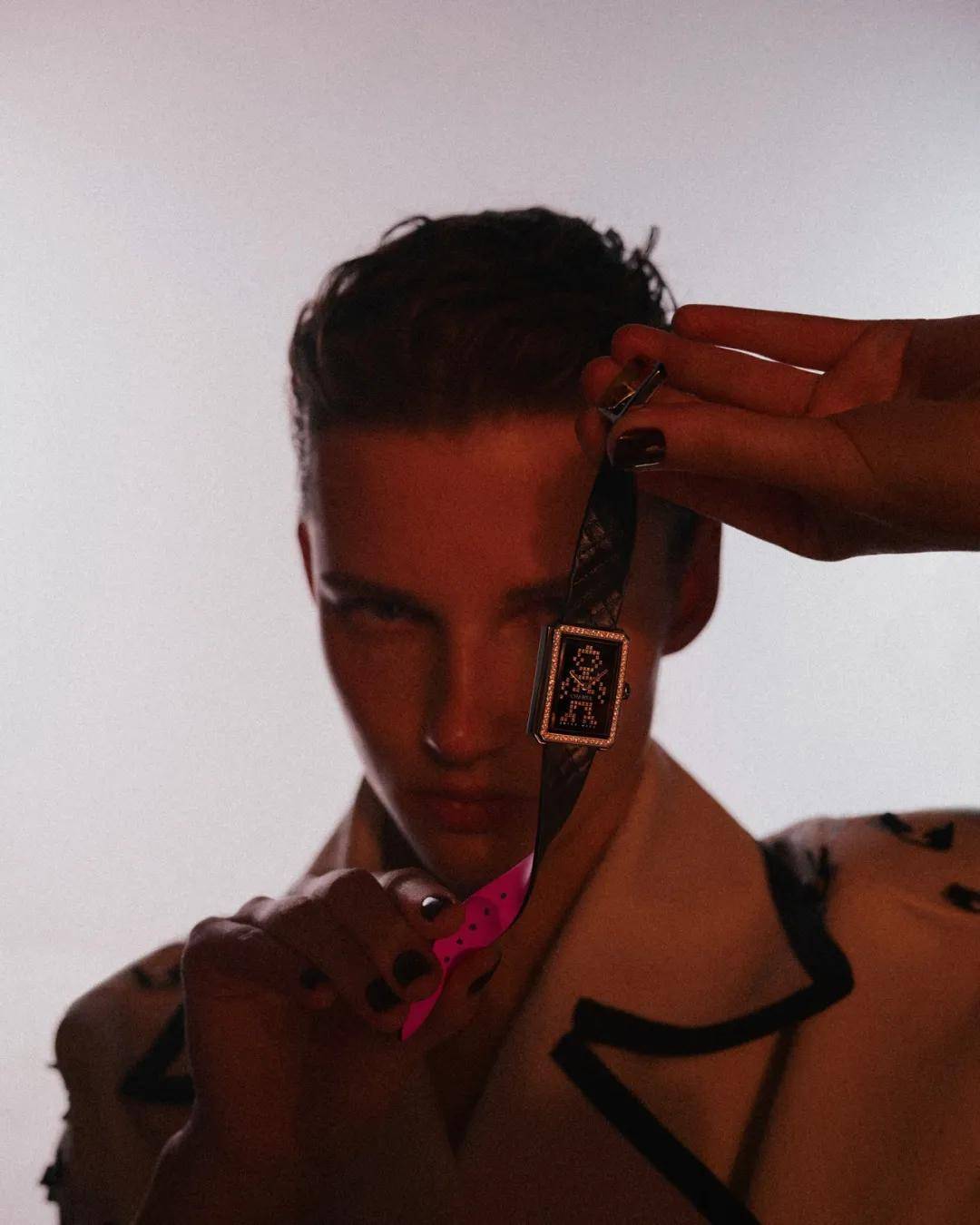 系列|林允成菲拉格慕全球品牌代言人，GUCCI上海大秀群星闪耀…