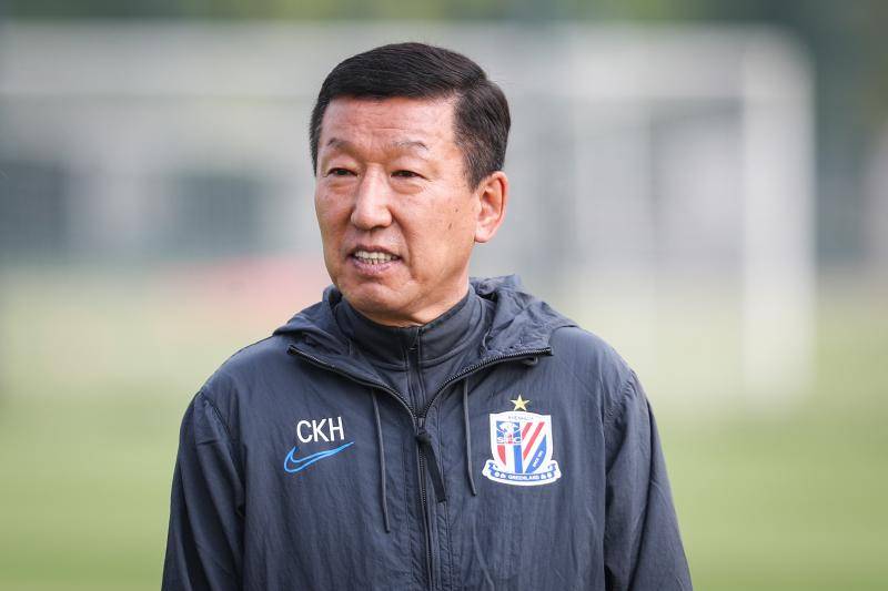 崔康熙突收坏消息!上海申花遭晴天霹雳,中超重夺冠军添隐患