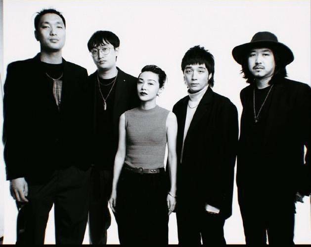 也同样开启了新的生活,2019年,郭采洁参与录制综艺节目《一起乐队吧》