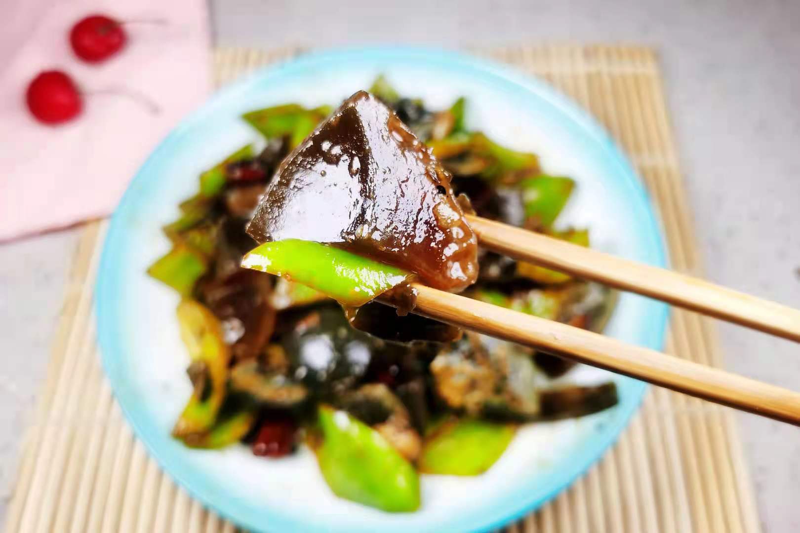 如何把肉末炒得又软又嫩 bca02b401f704b1283d8b21f1d878b4f.jpeg