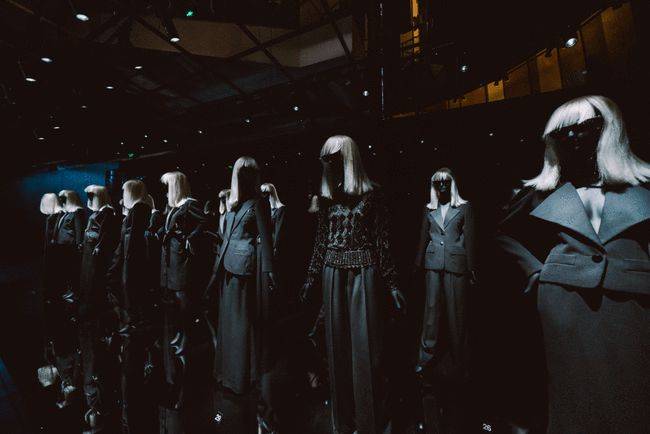 Betty|圣罗兰时尚展限时登陆上海，致敬“灵感缪斯”Betty Catroux！