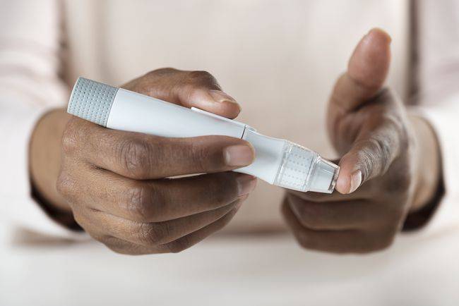 原创在家测手指血多数人容易犯这3个误区难怪血糖结果不准确