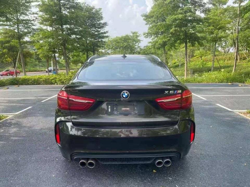 纯18年宝马x6售价29万,性感的尾部才是宝马x6真正的魅力所在_搜狐汽车