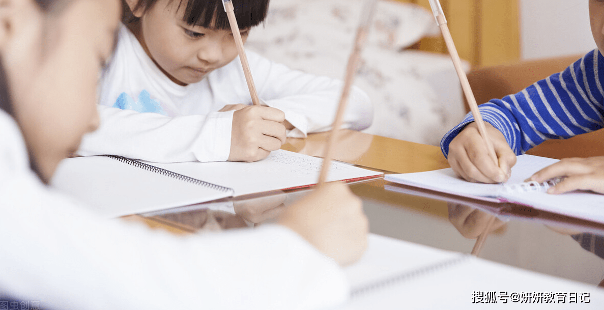 家长|幼儿园“超前教育”的危害，揠苗助长不可取，家长们要多加注意
