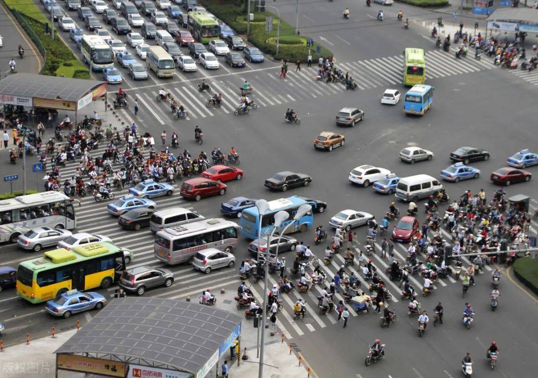 拥堵,积水能否拯救?_海口