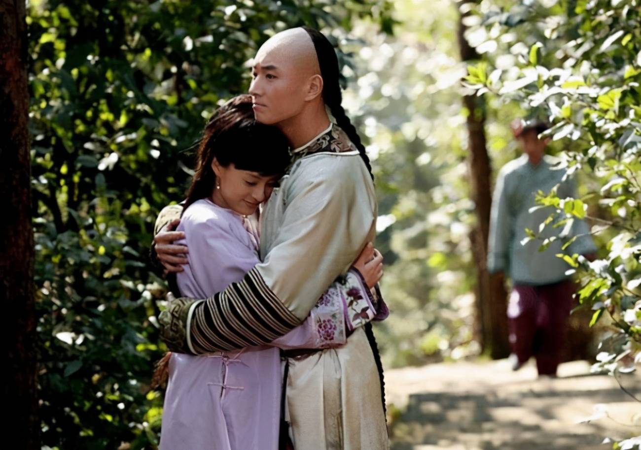 若她早点出现,别说浣碧甄嬛都得靠边站,她才是果郡王一眼喜欢的