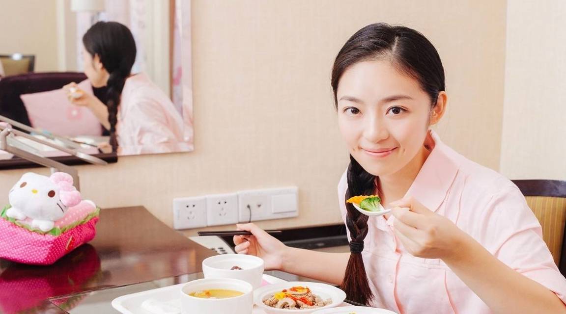 症状|坐月子没出现这五种症状,说明你没有月子病,身体倍棒吃嘛嘛香