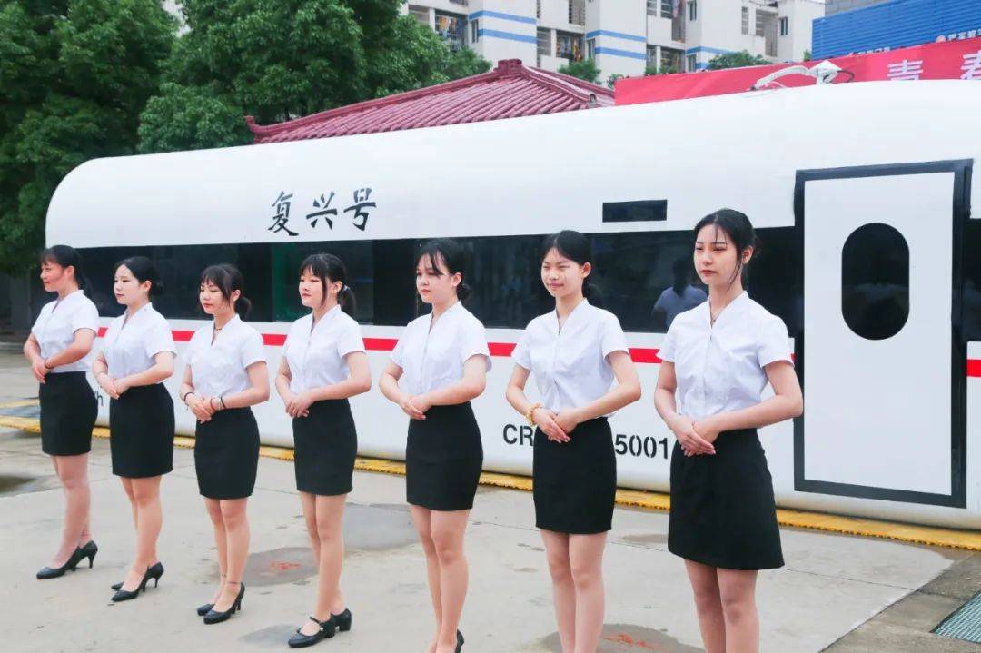 中高考分流季,学城轨专业也不错!