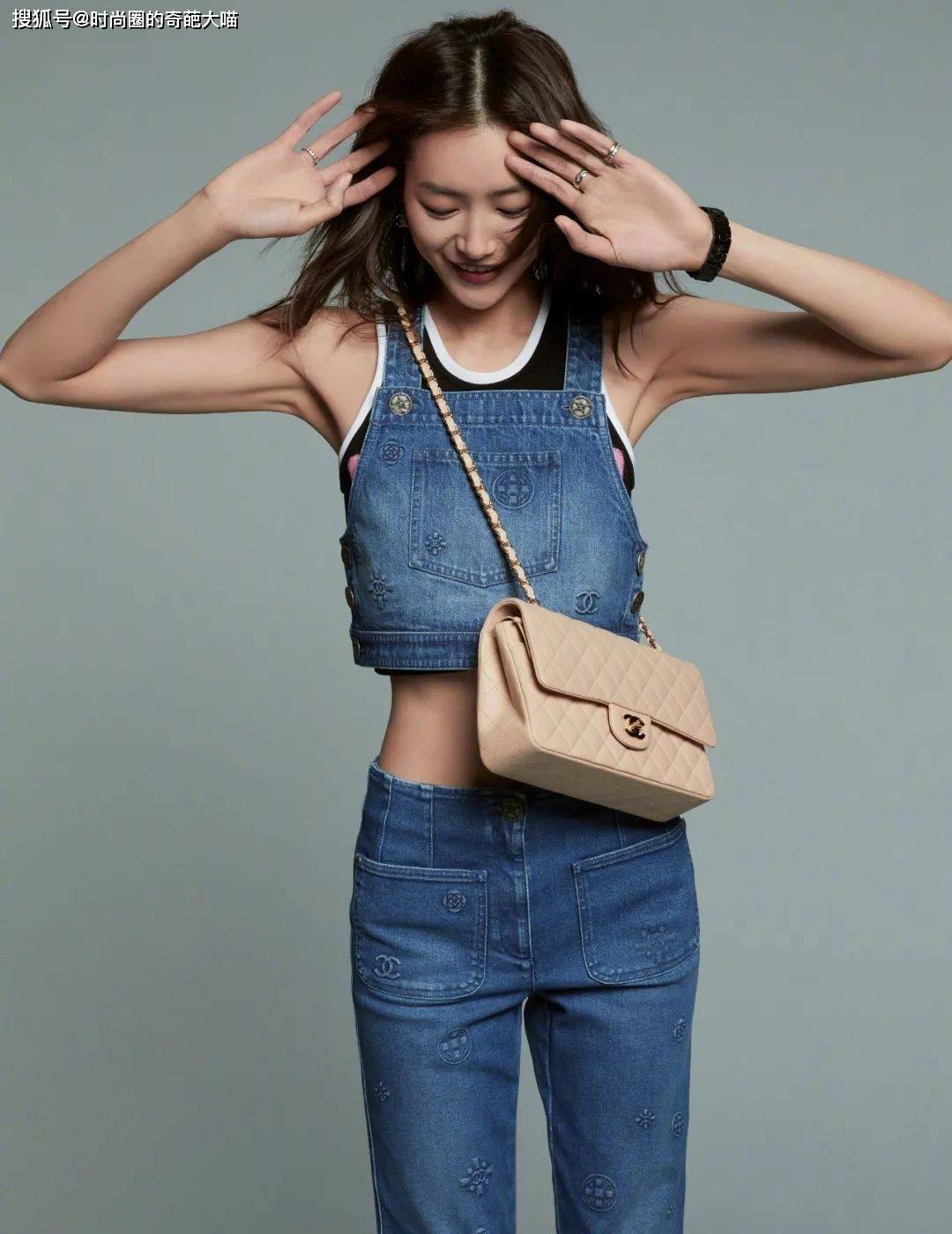 马甲|夏日时髦公式来袭！全套照搬完全OK，难怪超模们街拍也不输秀场