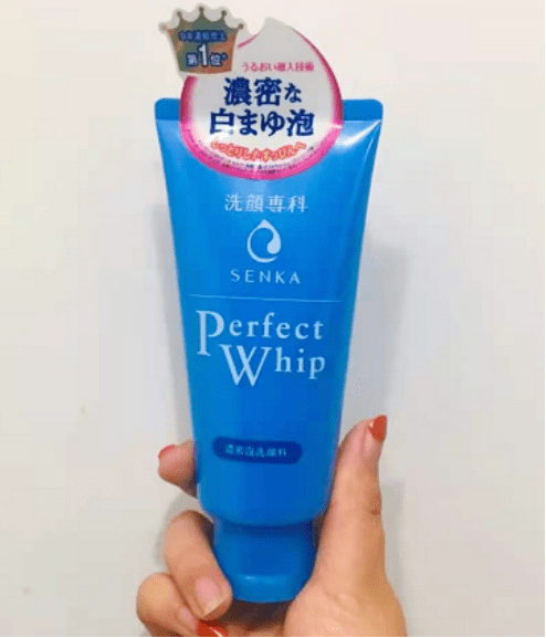 感觉|洗面奶红黑榜：用过十几款洗面奶，有踩雷亦有好用，看完别选错了