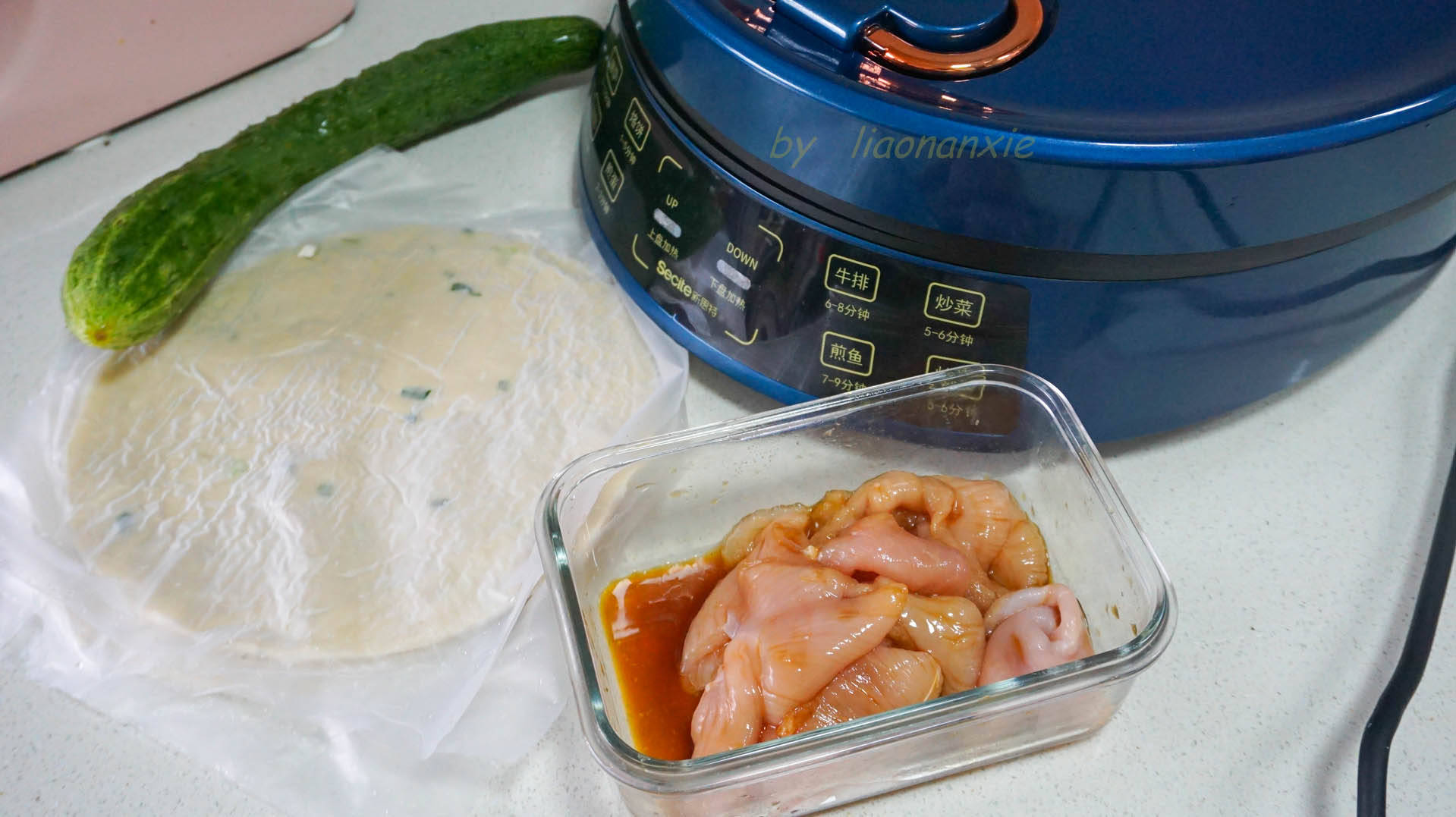 时间|15分钟做好早餐，有烤肉有手抓饼，女儿吃得可香了