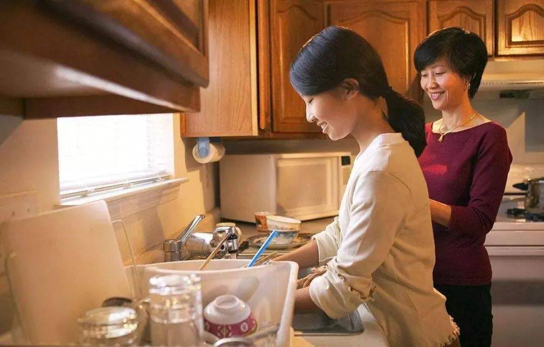 现在怎么称呼母女 1a457042282f4c3fa2aef3408988eadd.jpeg