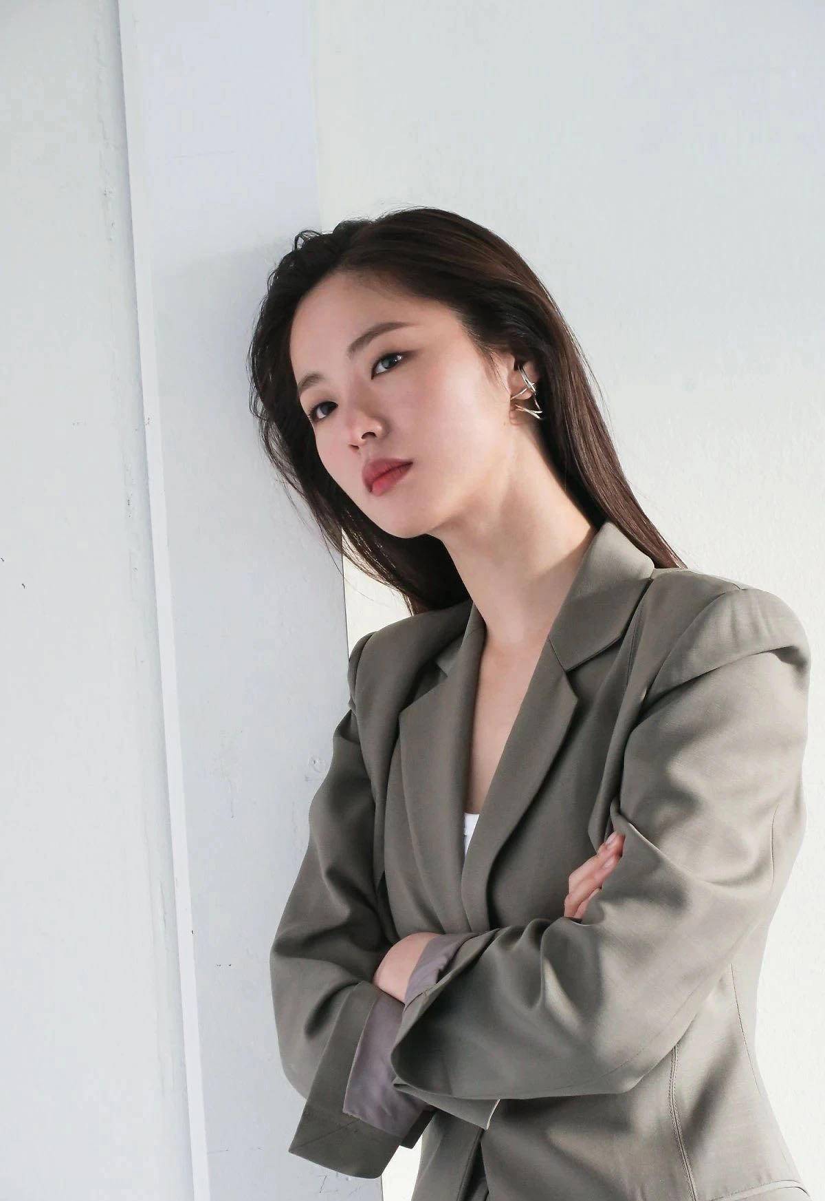 yyds|单眼皮女生yyds啊，别割双眼皮，你们也太美了！