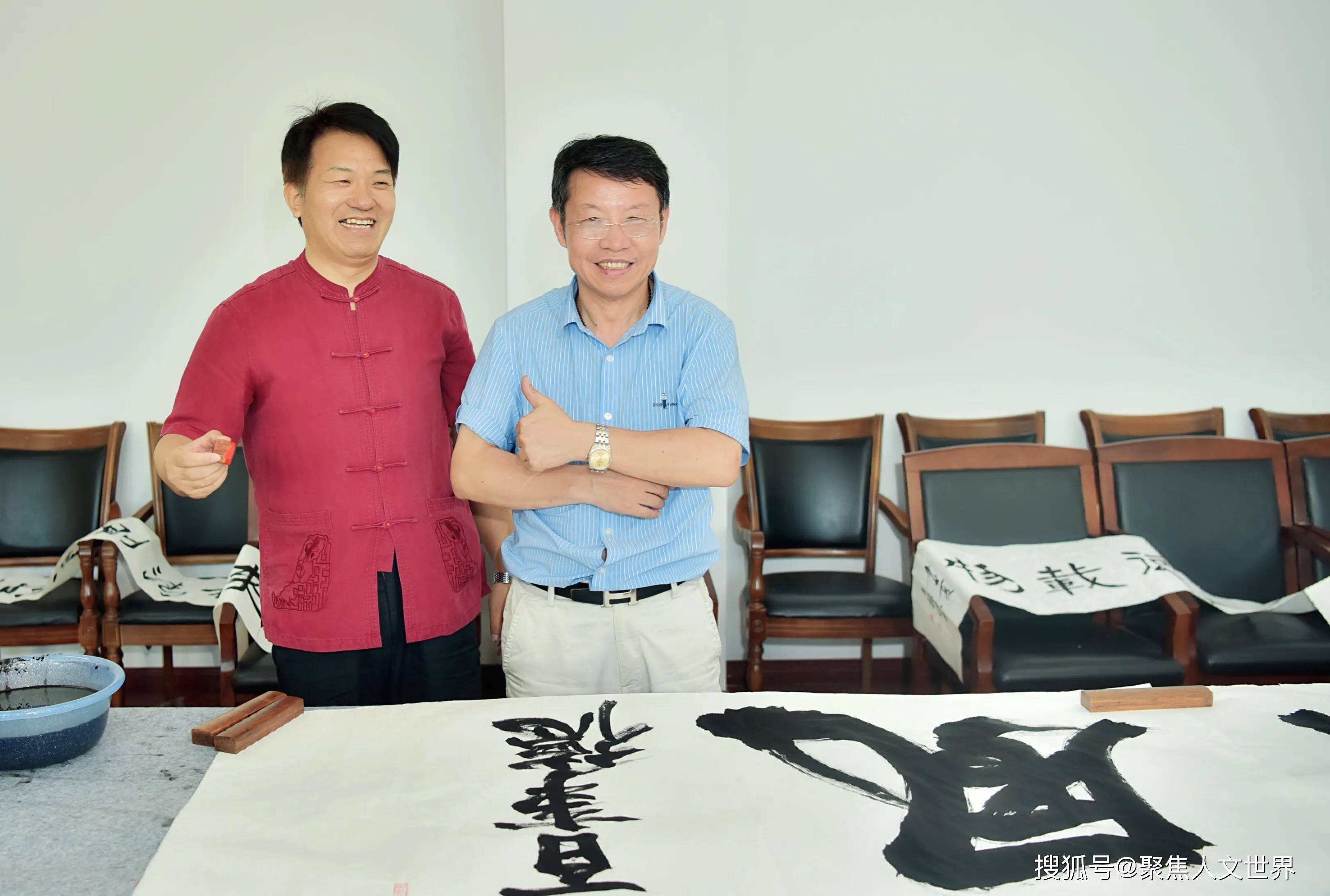 宜兴|宜兴扬子书画学会分会会长：陶政宁