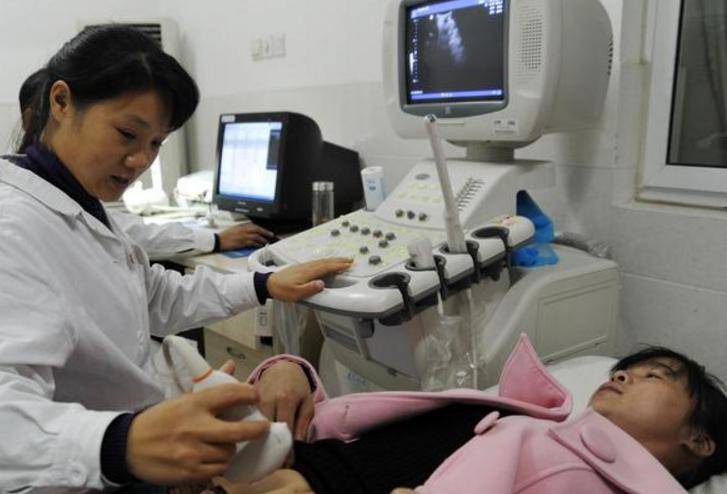 状况|“我就想生个儿子！”50岁高龄产妇拼二胎，娃出生后家庭破裂了