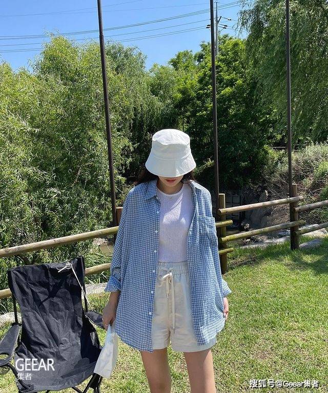感觉|防晒与时尚兼顾，韩国女生出门必戴的4款帽子！