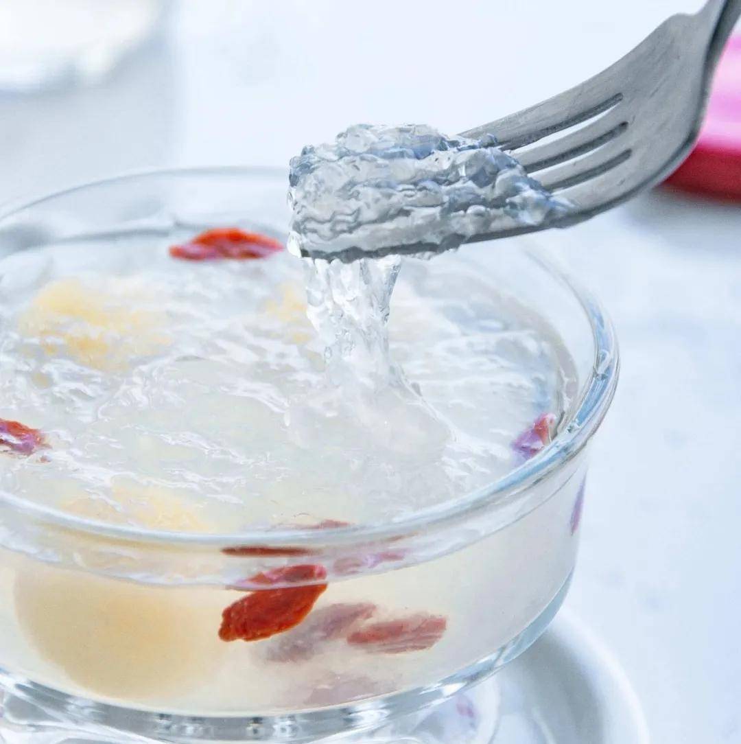 吃燕窝没什么用芈燕鲜炖燕窝告诉你唾液酸的价值