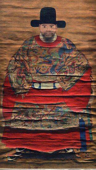 尼堪外兰在觉昌安和塔克世的死亡中扮演着什么作用