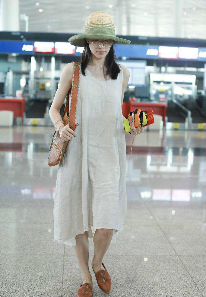小白|小白裙帮你清凉一夏，欧阳娜娜baby气质惊艳，张子萱林允儿太甜美