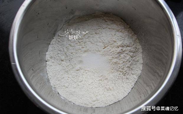 做法|早餐做个快手的千层饼, 手抓着吃, 层层香酥, 做法一看就会