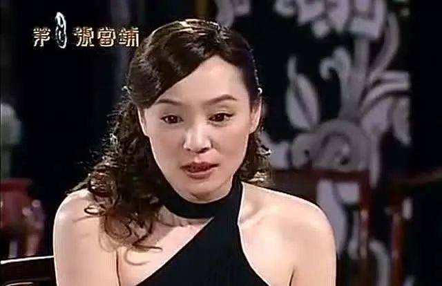 这也是一部难得的,剧情奇幻但内里深刻的电视剧,在当下很难再去找到