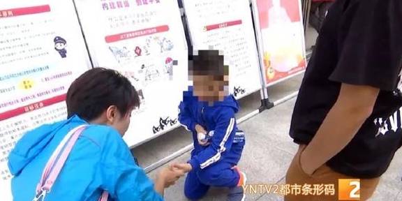 手指|幼儿园男童手被老师打肿，家长报警处理！结果……