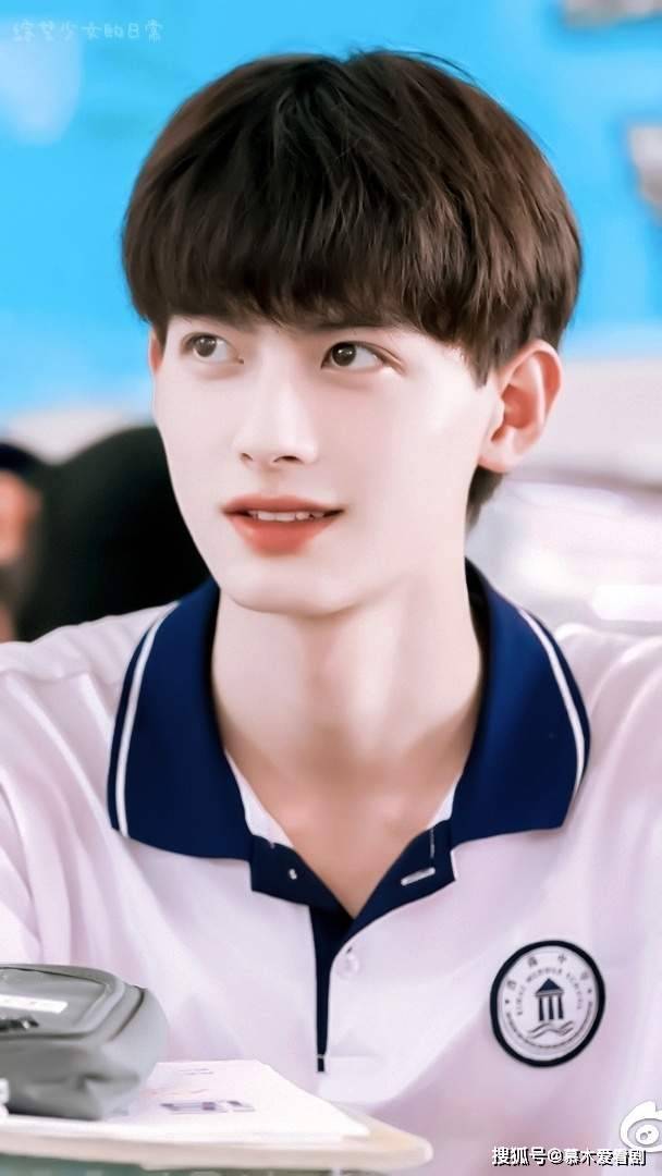 美食|7月定档8部电视剧，《云顶天官》《薄荷之夏》等多部好剧上映