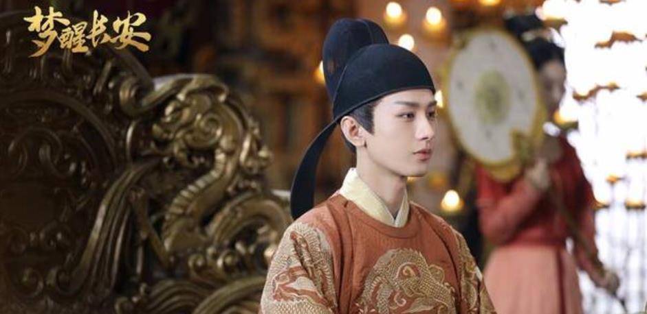 张予曦|继《琉璃》后,成毅又一古装剧未播先火,和女主再次合作令人期待