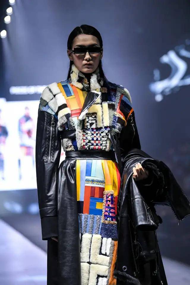 服装|第24届“真皮标志杯”中国国际皮革裘皮时装设计大赛在海宁举办