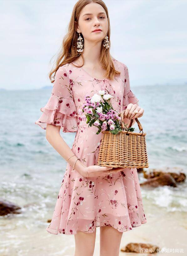 夏天|六月旅行适合穿什么衣服？瞧这清新连衣裙，美的让人羡慕