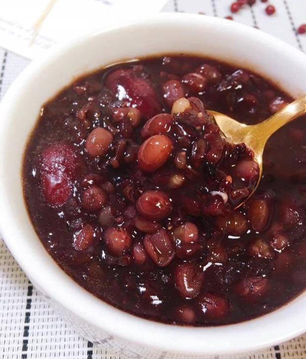 显示|研究显示：娃是否固定吃早餐，有30到50分的成绩差距，妈妈要上心