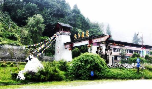 三江藏寨 享受蜜月的梦幻仙境