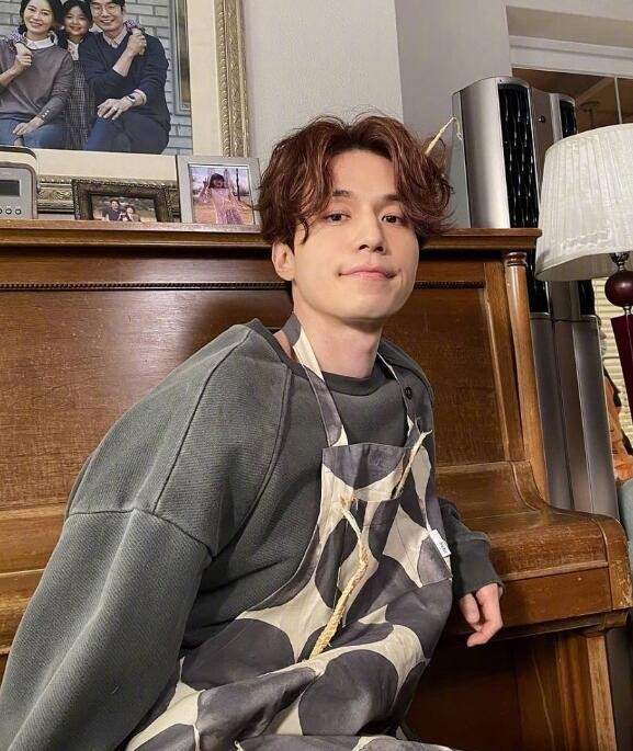 男生|冻龄男神李栋旭私照 依然有着不一样的男性魅力
