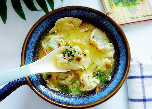 蔬菜|小长假早餐就做它，一碗营养就足了，热乎乎下肚，周身舒服！