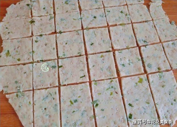 做法|用平底锅制作酥脆小饼干，不用加水，简单一烙，孩子超爱吃
