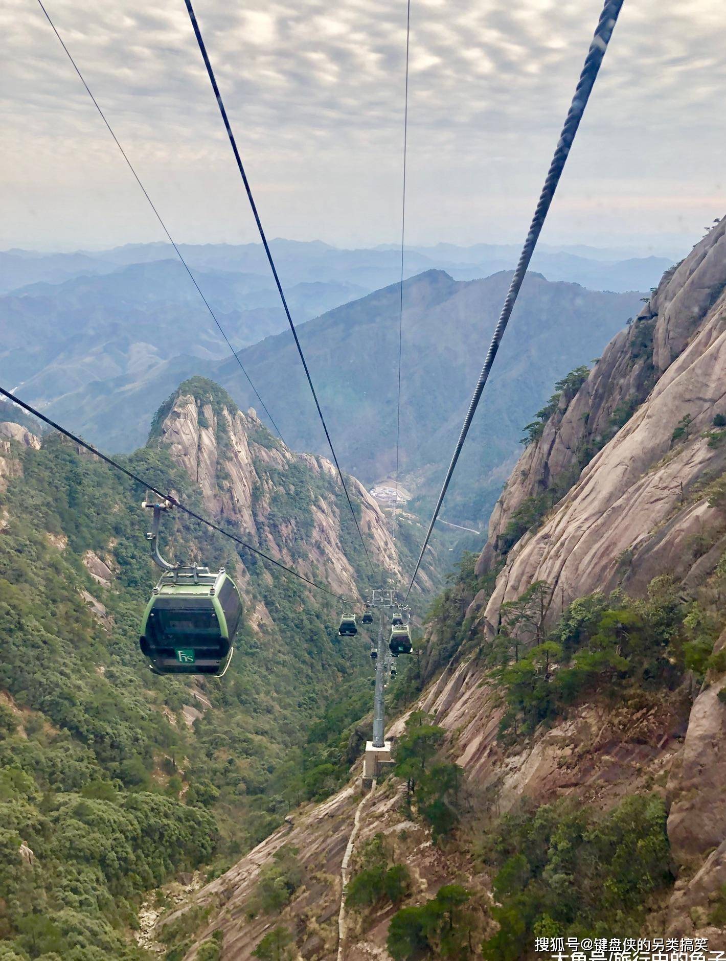 原创秀甲天下的黄山旅游业的发展瓶颈怎么突破