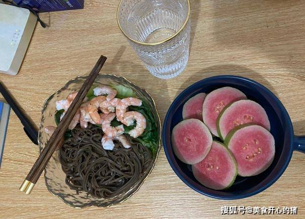 什么|那些长得瘦的小姐姐都吃什么？这几份减脂餐单，请收好