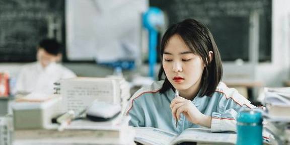 成长|女孩长大了，母亲就应该慢慢退出，一个西安母亲的成长历程