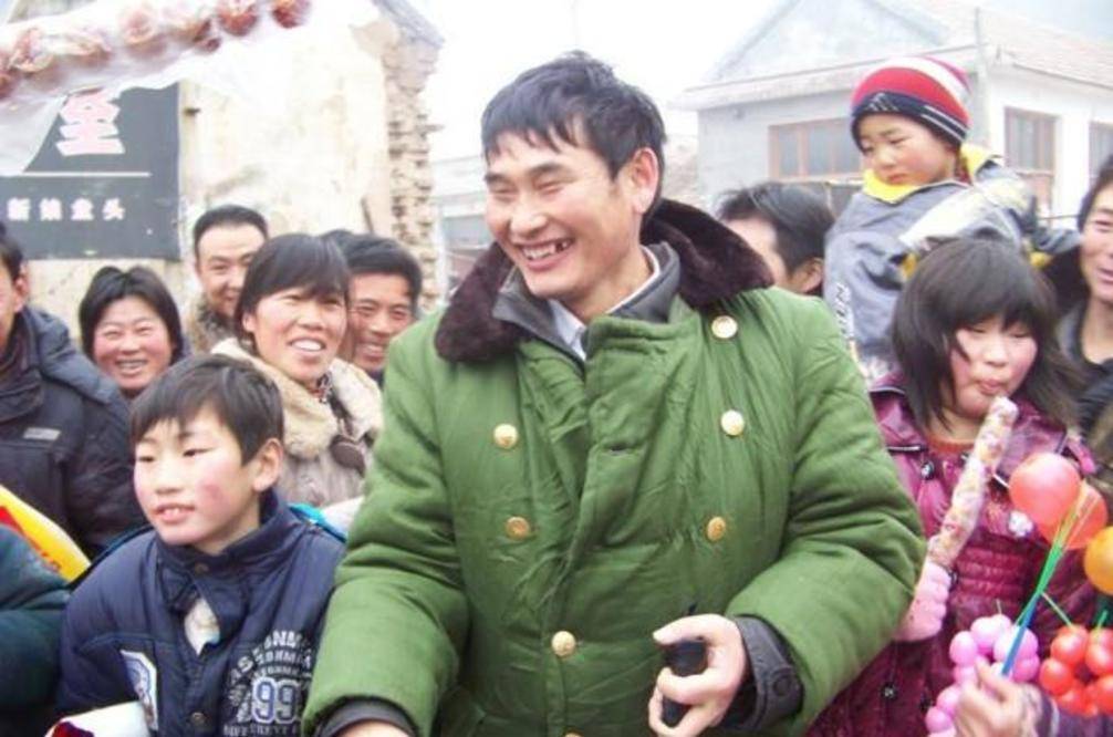 大衣哥哭了的视频 cd0a2cdc50e444a0a9d5b4c4a5c15501.jpeg