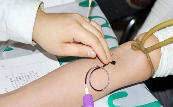 进行|四类宝妈不适合生二胎，伤身不说还伤心，第一类血型很少见