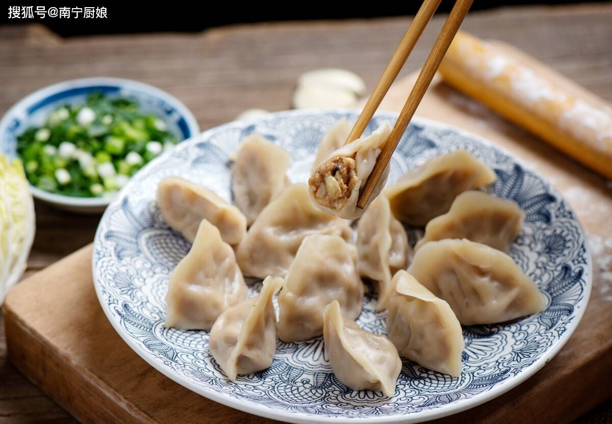包子|这5种特色早餐，让外国人吃一次就不想回国了，看看你吃过哪几样