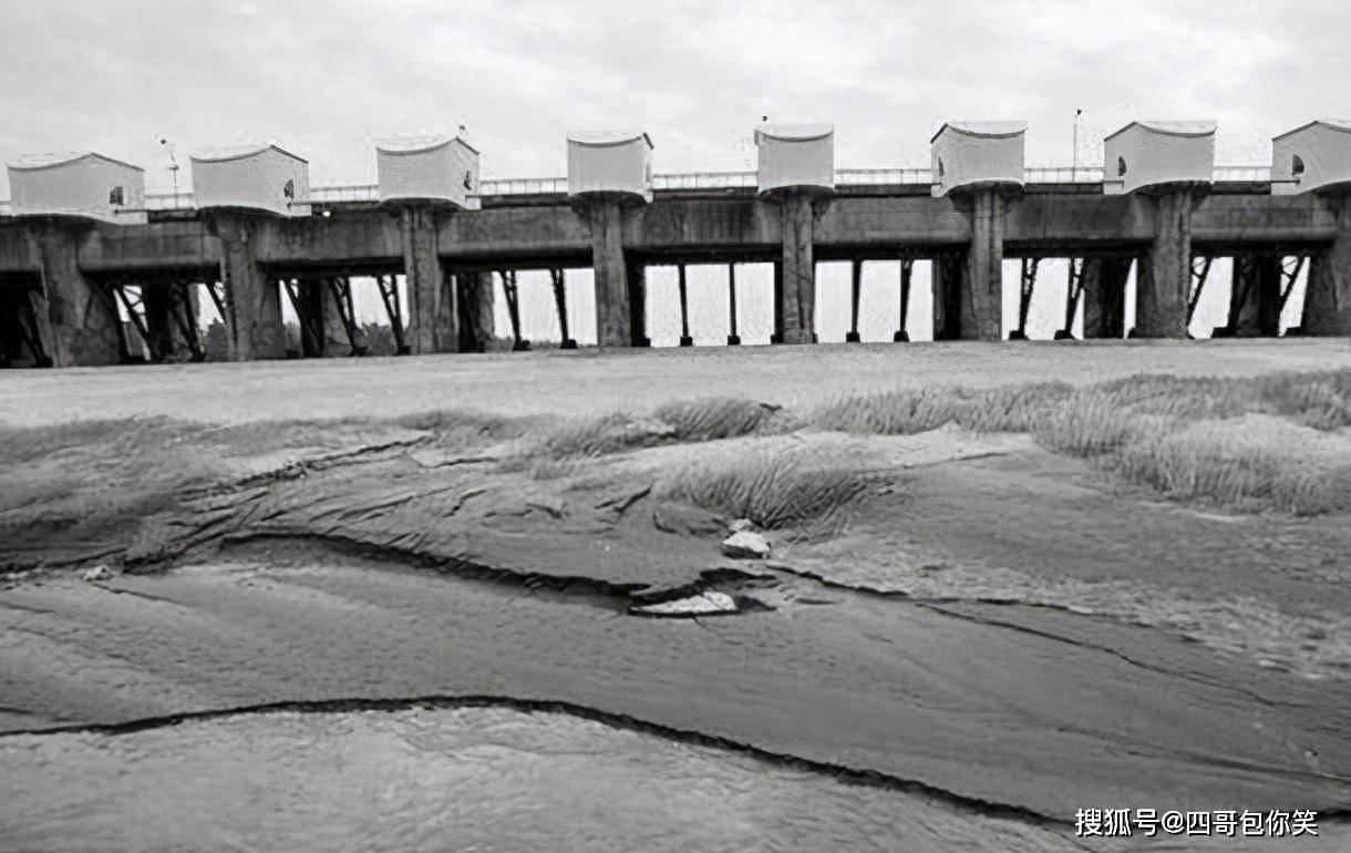 原创1954年的长江断流2小时事件当时很多人胸闷这是啥现象