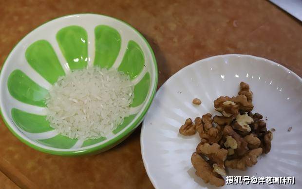 暖胃|早餐别只会喝白粥,紫薯加核桃做成的饮品,丝滑暖胃还补脑