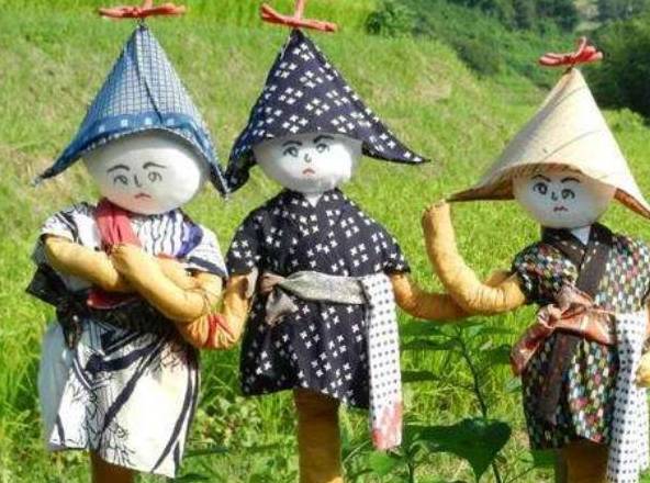 日本的“诡异”村庄，居住着350个“人偶”，活人只占少数